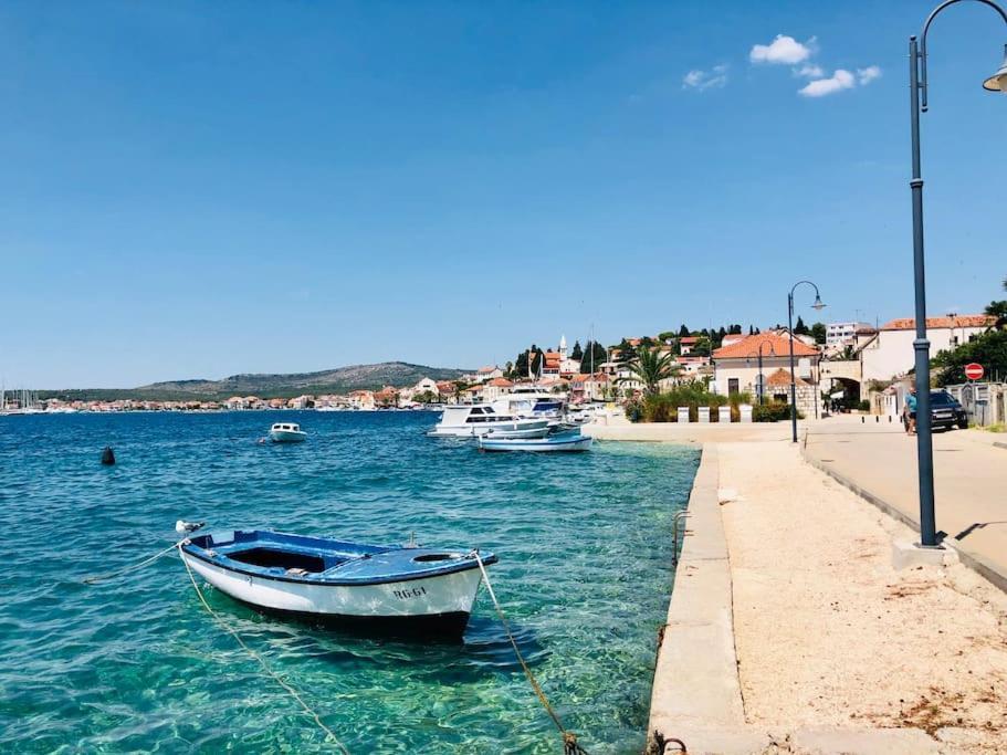 Beach & Old Town Rogoznica  Bagian luar foto