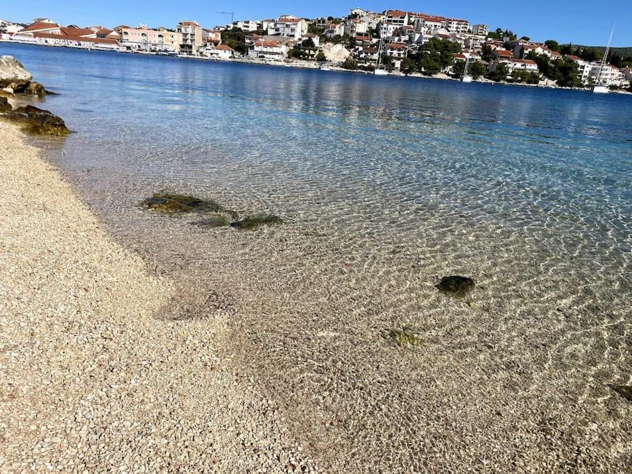 Beach & Old Town Rogoznica  Bagian luar foto