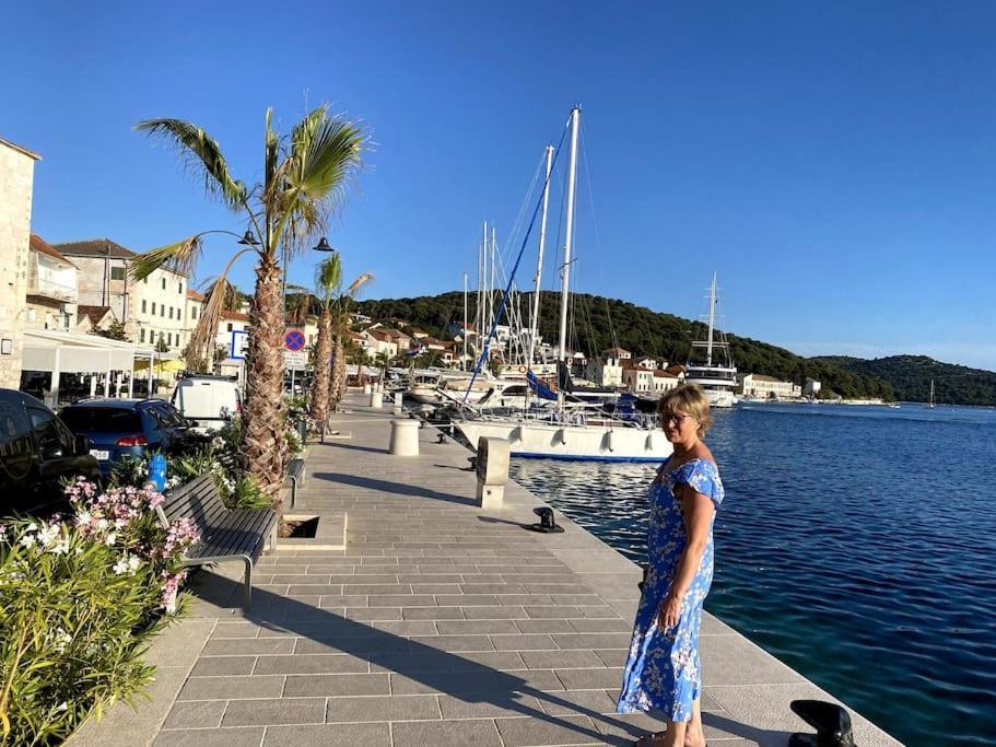 Beach & Old Town Rogoznica  Bagian luar foto