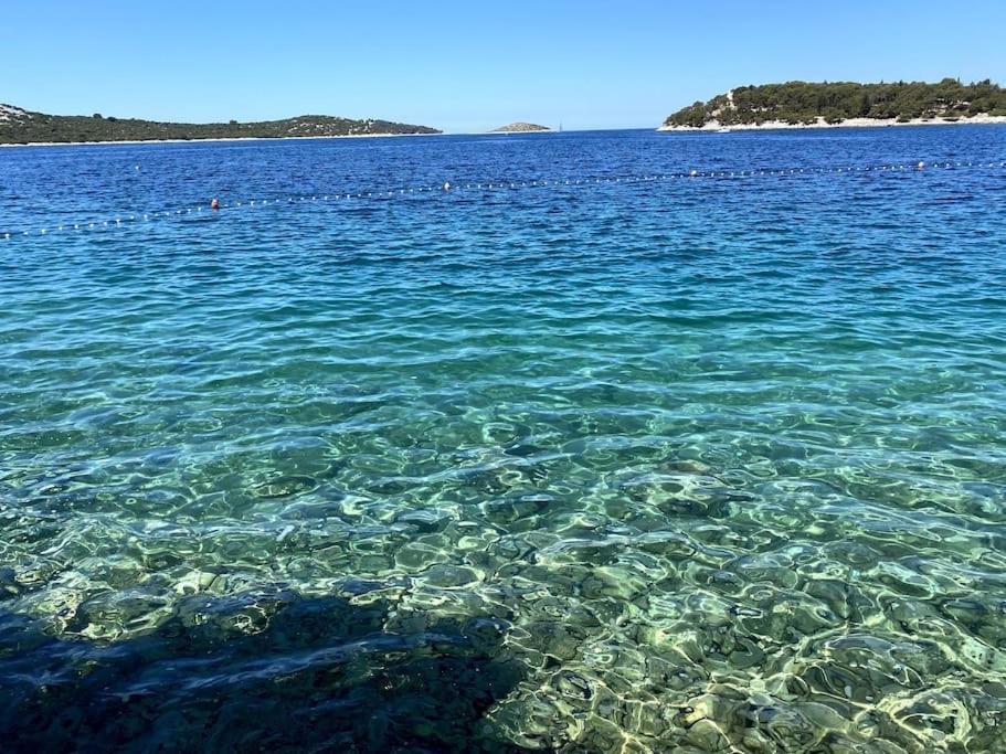 Beach & Old Town Rogoznica  Bagian luar foto